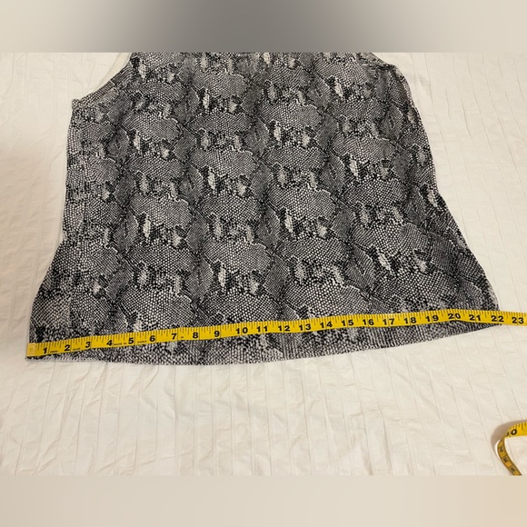 Jones New York sz 2X knit cardigan and top set in great condition very classy - Picture 13 of 13